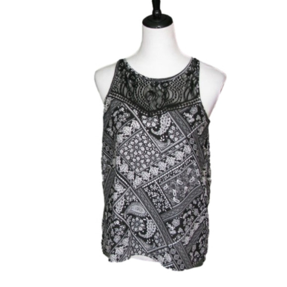 IZ Byer Black/White Paisley Sleeveless Blouse Size Medium - Picture 1 of 5